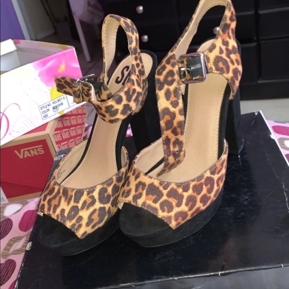 Heels size 7.5